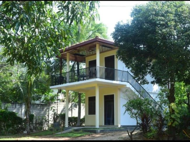 Blue Point Rest Hotel แทนกาลเล ภายนอก รูปภาพ