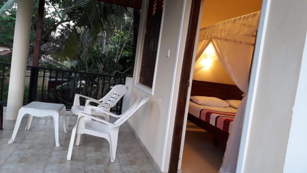 Blue Point Rest Hotel แทนกาลเล ภายนอก รูปภาพ